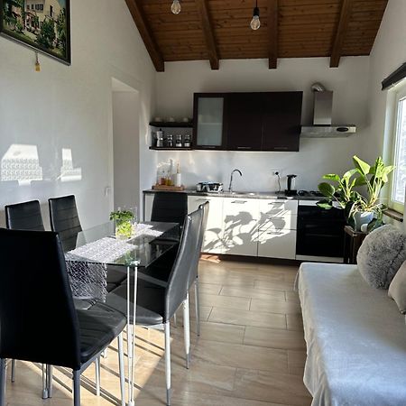 Quiet Countryside Apartments Near The City And The Sea Копер Екстериор снимка