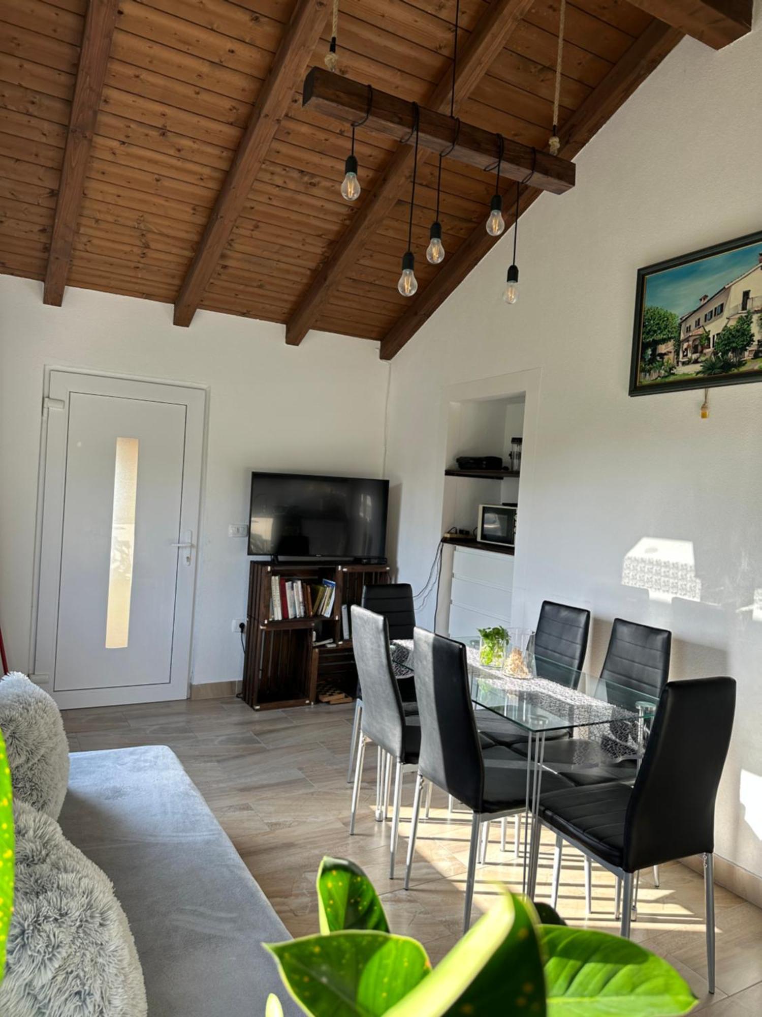 Quiet Countryside Apartments Near The City And The Sea Копер Екстериор снимка
