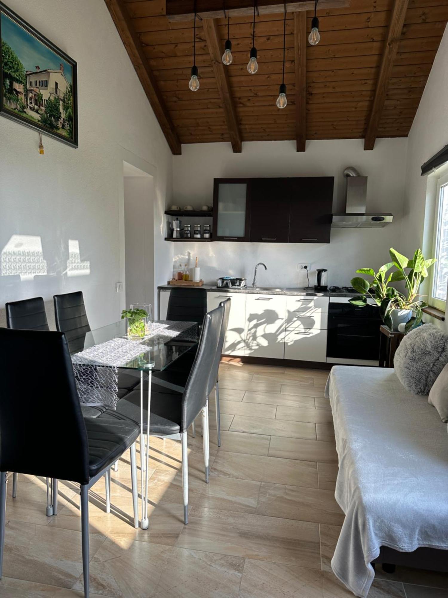 Quiet Countryside Apartments Near The City And The Sea Копер Екстериор снимка