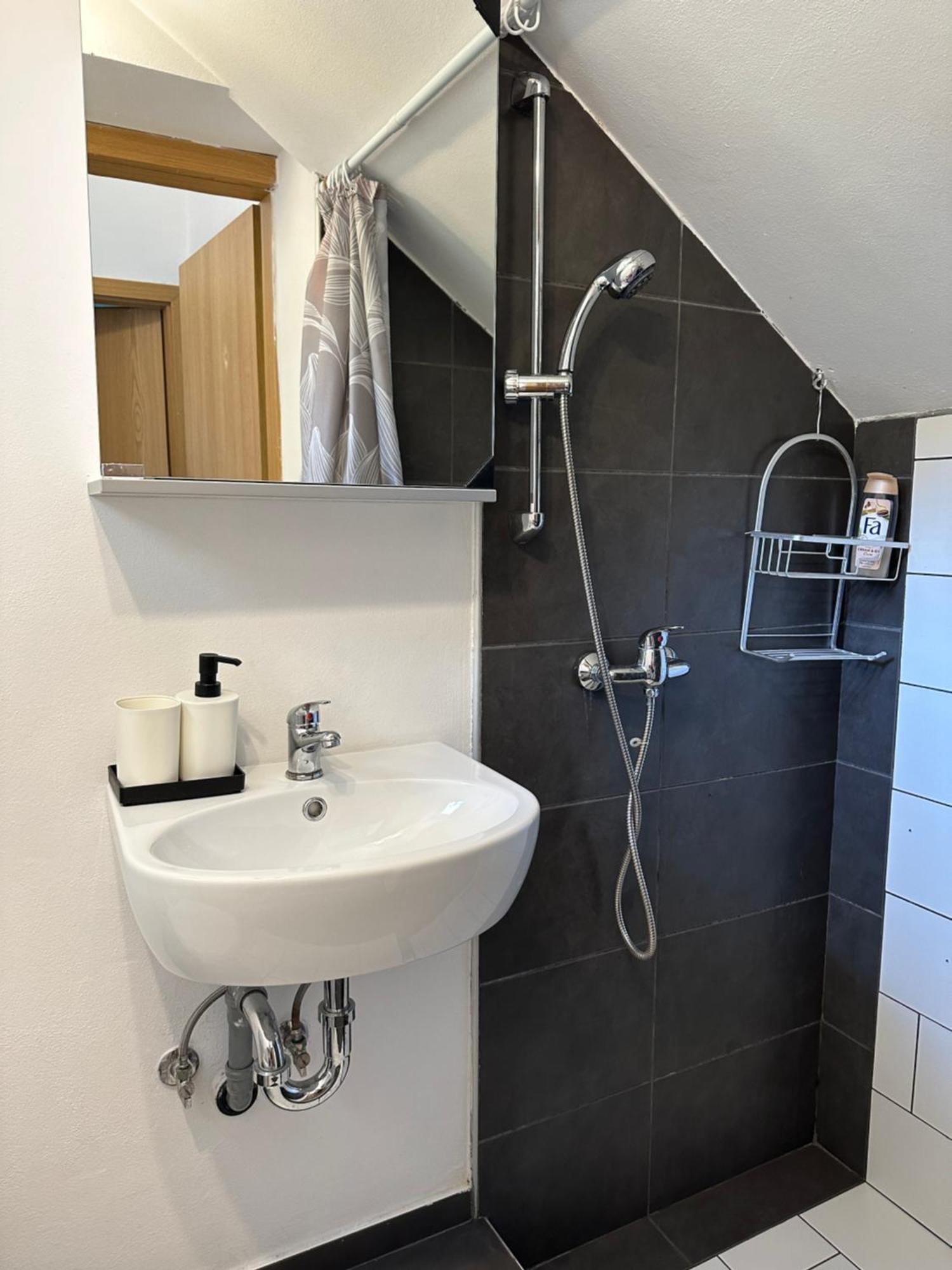 Quiet Countryside Apartments Near The City And The Sea Копер Екстериор снимка